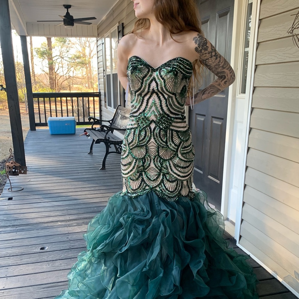 Beautiful Ellie Wilde prom dress